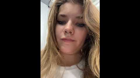 Media: holy_tereza Stripchat 2024-10-02 18:31:00