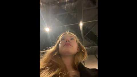 Media: honey___hot Stripchat 2024-10-02 13:20:00