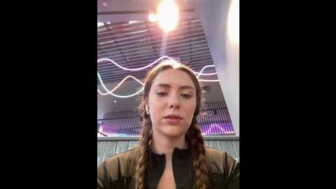 Media: mariid Stripchat 2024-10-02 07:47:00