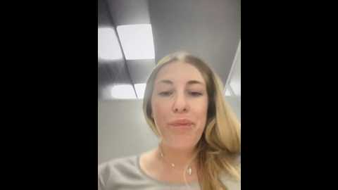 Media: mommmyyummy Stripchat 2024-10-02 14:05:00