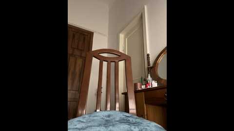 Media: nickilike Stripchat 2024-10-02 02:00:00