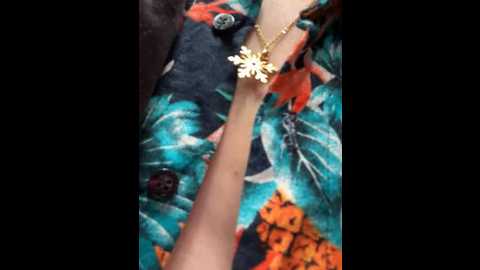 Media: sam_sara Stripchat 2024-10-02 19:19:00