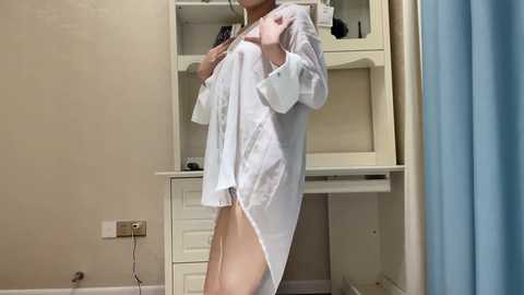 Media: sililis Stripchat 2024-10-02 16:16:00