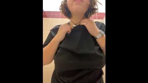 Media: suziemurray Stripchat 2024-10-02 09:27:00