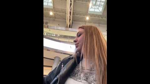 Media: sweet___emily Stripchat 2024-10-02 13:26:00