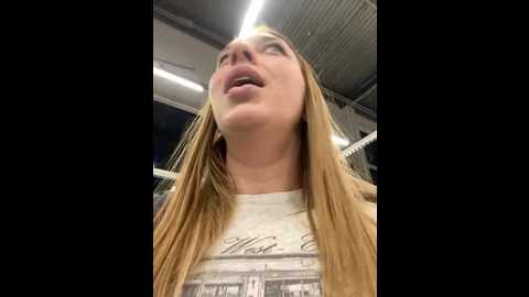 Media: sweet___emily Stripchat 2024-10-02 18:17:00