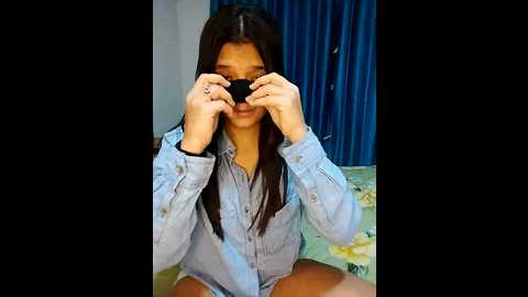 Media: tannu_tanya Stripchat 2024-10-02 16:08:00