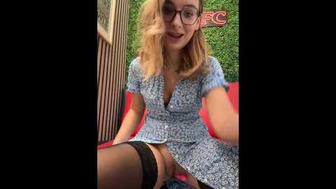 Media: the_snowwhitee Stripchat 2024-10-02 11:01:00