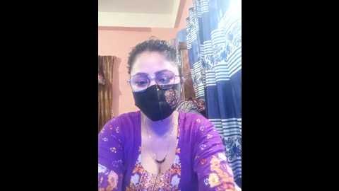 tonu_sri @ stripchat on 20241002