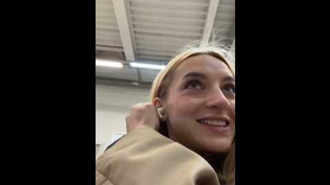 Media: _angelari_ Stripchat 2024-10-03 10:56:00