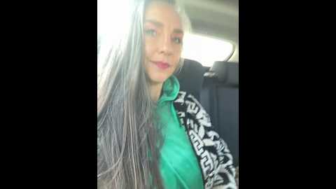 Media: alimela Stripchat 2024-10-03 06:21:00