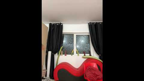 Media: alimela Stripchat 2024-10-03 17:25:00