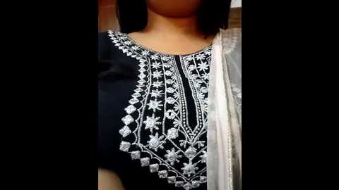 Media: anamika_24 Stripchat 2024-10-03 06:51:00