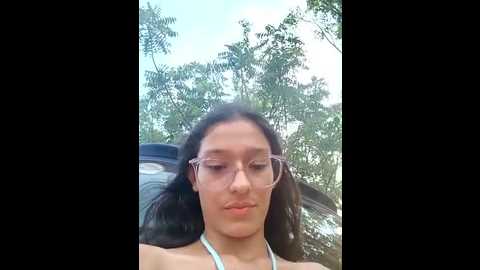 Media: ary_18 Stripchat 2024-10-03 22:10:00