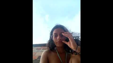 Media: ary_18 Stripchat 2024-10-03 22:22:00