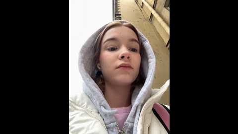 Media: baby_tiny Stripchat 2024-10-03 10:56:00