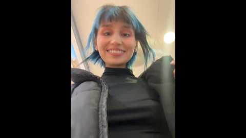 Media: bigbabykiki Stripchat 2024-10-03 08:59:00