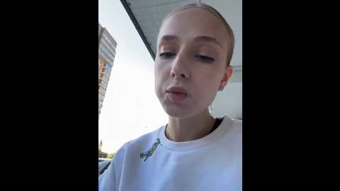 Media: caseystar Stripchat 2024-10-03 05:52:00