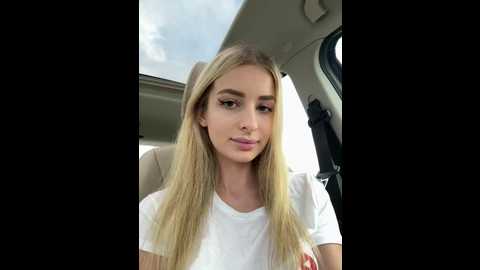 Media: evieevans Stripchat 2024-10-03 16:10:00