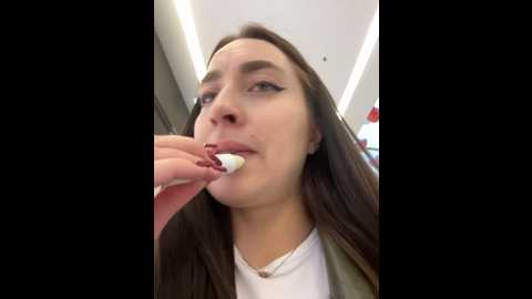 Media: holly_play Stripchat 2024-10-03 13:13:00
