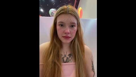 Media: honey___hot Stripchat 2024-10-03 14:11:00