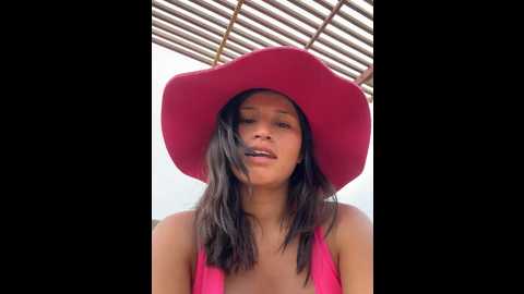 Media: sexi_noemi Stripchat 2024-10-03 19:40:00