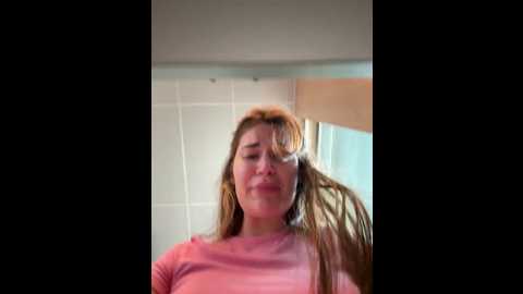 Media: tattoogirlalia Stripchat 2024-10-03 08:38:00