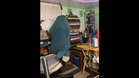 Media: trenaanne Stripchat 2024-10-03 01:33:00