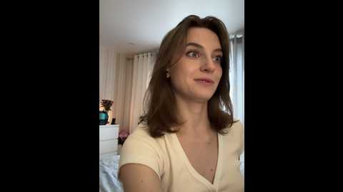 Media: _angelari_ Stripchat 2024-10-04 11:05:00