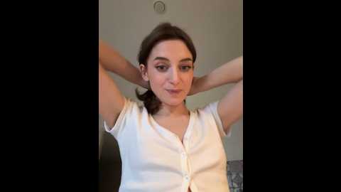 Media: _angelari_ Stripchat 2024-10-04 11:35:00