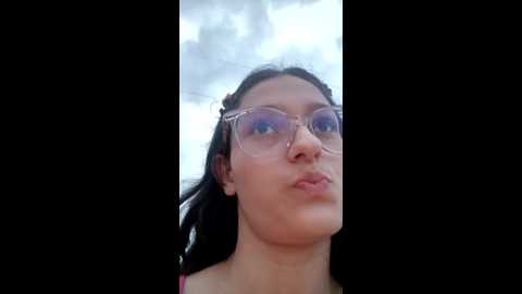 Media: ary_18 Stripchat 2024-10-04 22:45:00