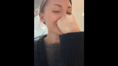 Media: baby_brownie Stripchat 2024-10-04 15:04:00