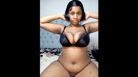 Media: candy_love_18 Stripchat 2024-10-04 20:31:00