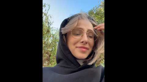 Media: caseystar Stripchat 2024-10-04 05:48:00