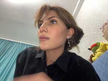 Media: gumusguray Stripchat 2024-10-04 06:30:00