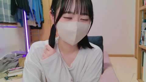 hikari_x0 @ stripchat on 20241004
