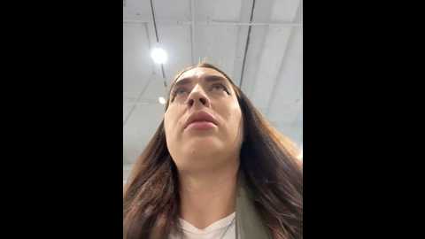 Media: holly_play Stripchat 2024-10-04 10:12:00