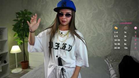 Media: lisasmiths Stripchat 2024-10-04 06:48:00