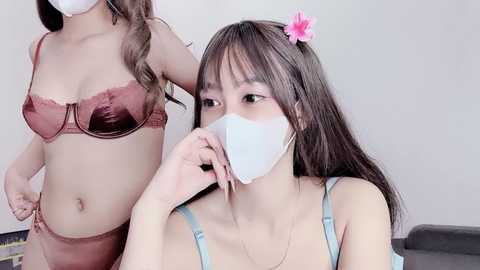 Media: mono_stewardesss Stripchat 2024-10-04 17:19:00