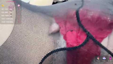 Media: ruoling_19 Stripchat 2024-10-04 17:24:00