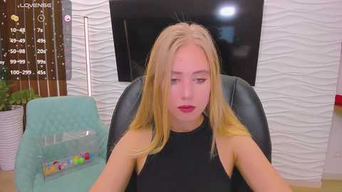 Media: swettie_katty Stripchat 2024-10-04 08:46:00