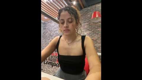 Media: alana15 Stripchat 2024-10-05 20:46:00
