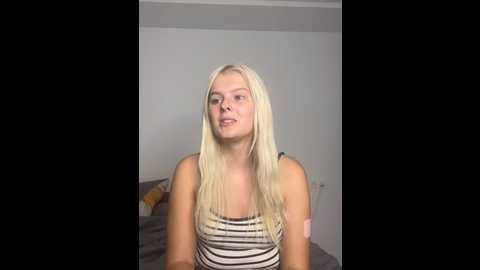 Media: allylove03 Stripchat 2024-10-05 19:50:00