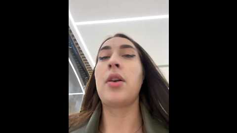 Media: holly_play Stripchat 2024-10-05 11:37:00
