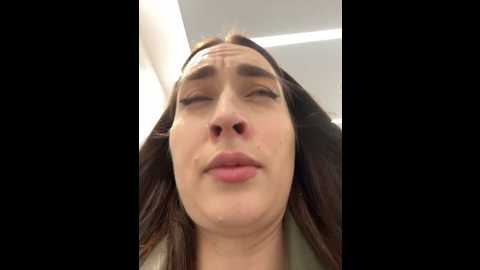 Media: holly_play Stripchat 2024-10-05 13:52:00
