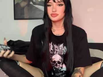 Media: madelinexx Stripchat 2024-10-05 03:47:00