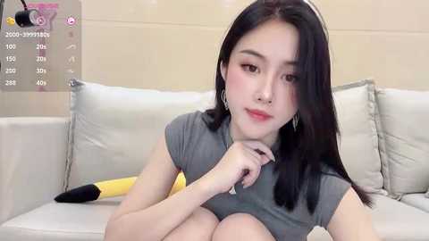 Media: ruoling_19 Stripchat 2024-10-05 12:11:00