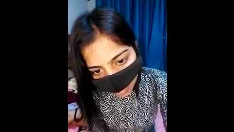 Media: tannu_tanya Stripchat 2024-10-05 00:33:00