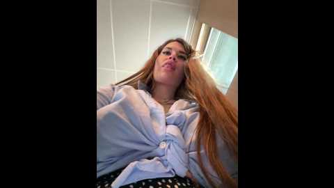 Media: tattoogirlalia Stripchat 2024-10-05 11:29:00
