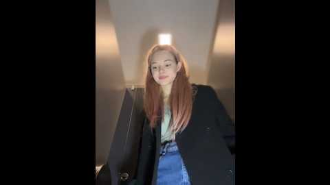 Media: times__square Stripchat 2024-10-05 10:04:00